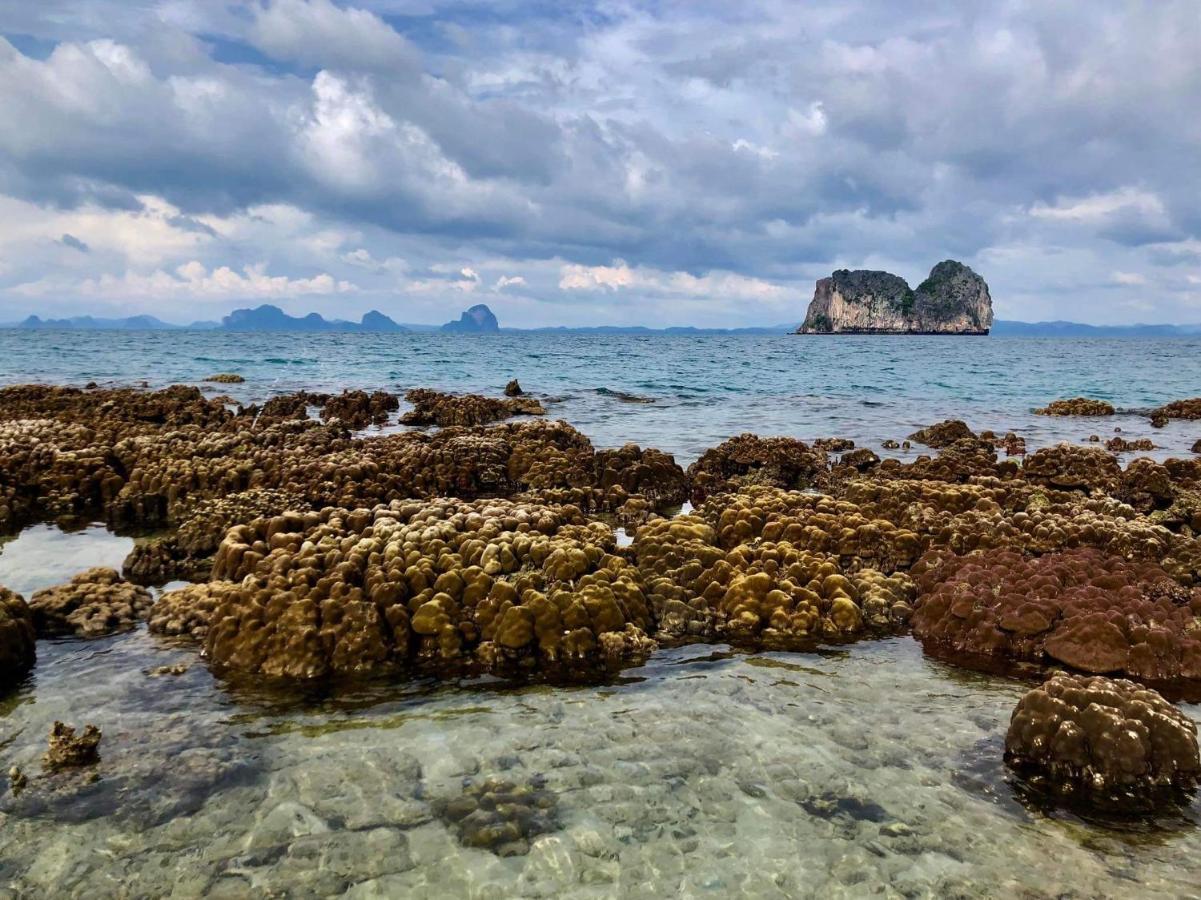 Koh Ngai Sea Open Resort Ngoại thất bức ảnh